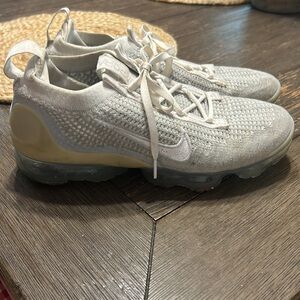 Nike air max shoes